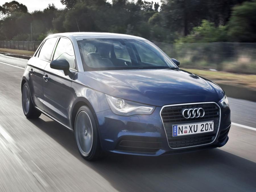  Audi A1 Sportback TDI (8X) 2012 года  (AU) (фото 11 из 20)
